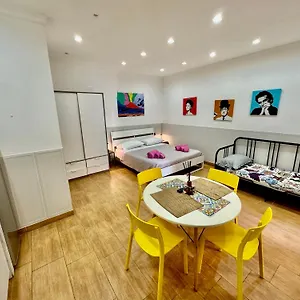  Holiday home Nea Loft Italy